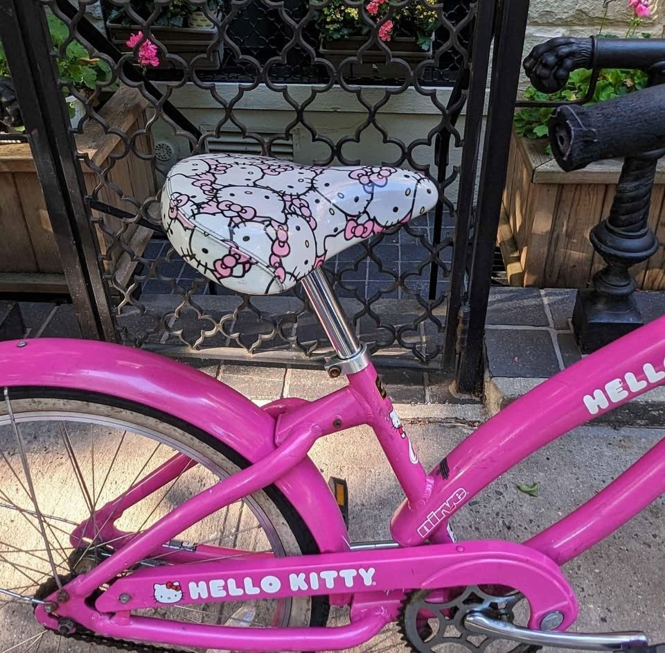 Hello Kitty Nirve Adult Cruiser Bike - photo 5