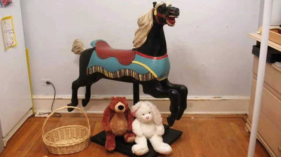 Full size Carousel Horse C.W Parker 1900 Cony Island image indicator(7)