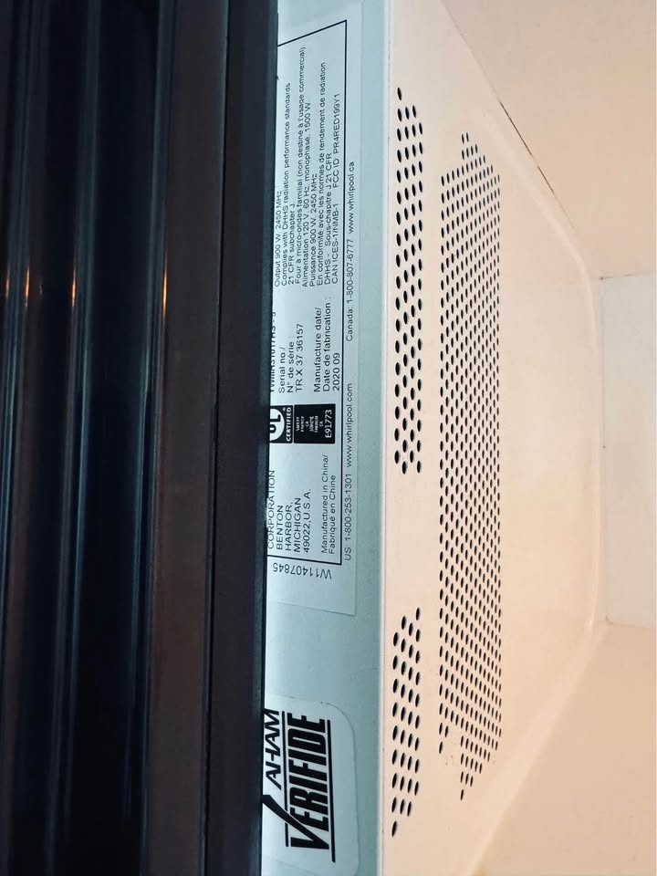 Whirpool OTR microwave for parts(No damages but not working - photo 3