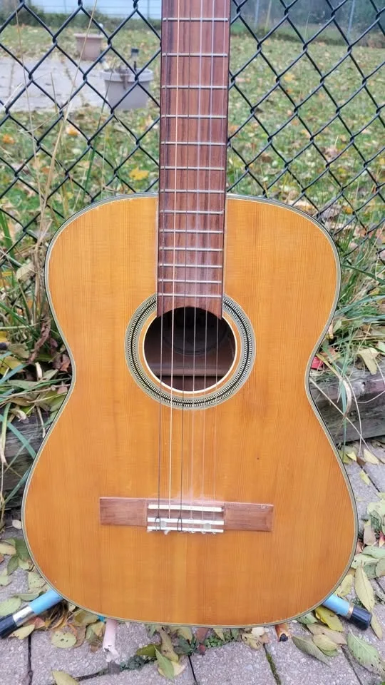 $150 Kent 3/4-Sized Classical Guitar image indicator(3)