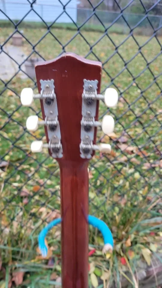 $150 Harmony 1/2-Sized Acoustic Guitar image indicator(6)