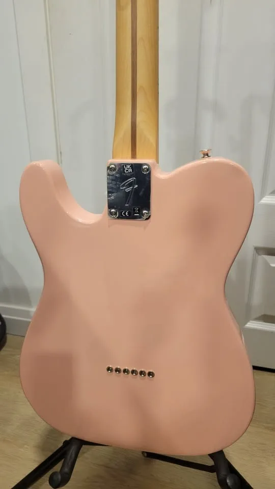 $900 Fender Telecaster - Shell Pink - Maple Fretboard image indicator(7)