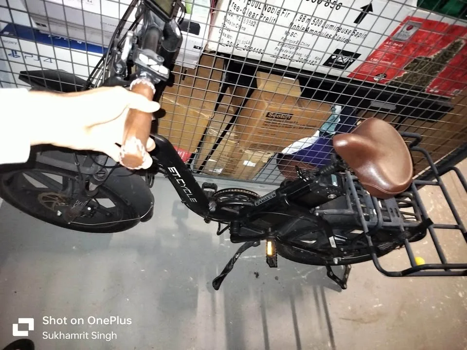 ET Cycle F1000 Fat Tire E-Bike – Excellent condition #Cleanout image indicator(3)