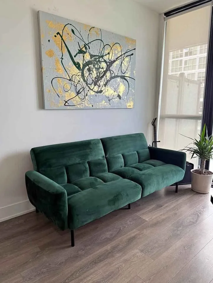 Green velvet couch for sale image indicator(2)