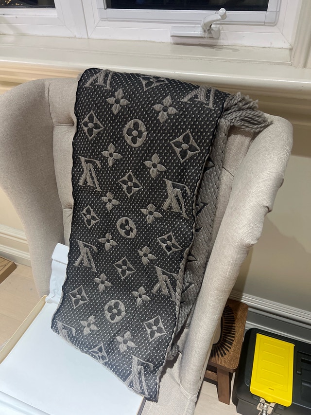 Louis Vuitton Scarf - photo 5