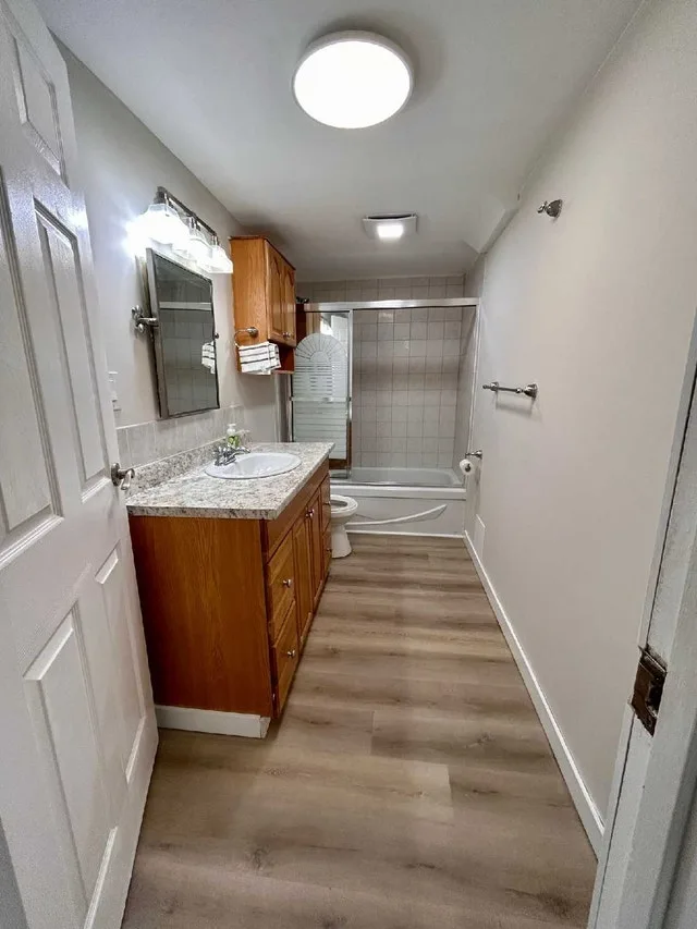 Basement Suite For Lease | 3 BR●1 Bath●1 Parking #CLEANOUT image indicator(4)