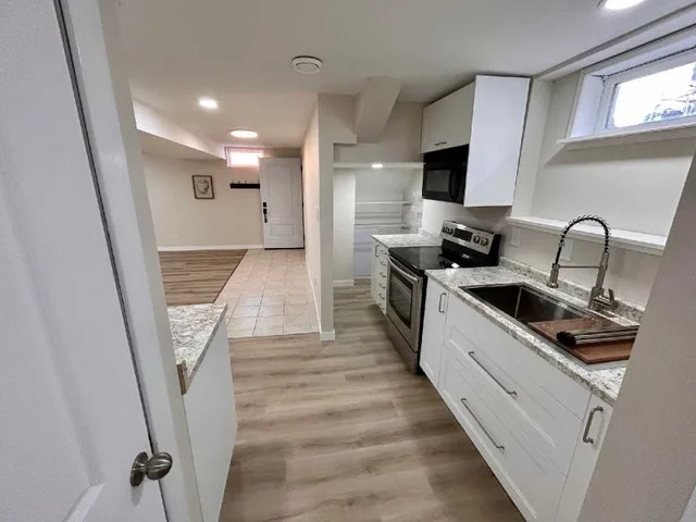 Basement Suite For Lease | 3 BR●1 Bath●1 Parking #CLEANOUT image indicator(5)