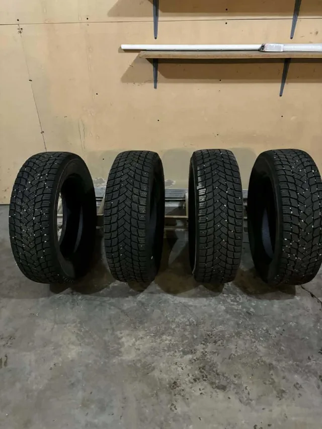 Michelin X-Ice SNOW Winter Tire | 215/65R17 99T #CLEANOUT image indicator(2)