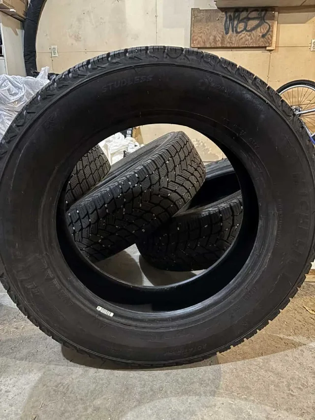 Michelin X-Ice SNOW Winter Tire | 215/65R17 99T #CLEANOUT image indicator(5)