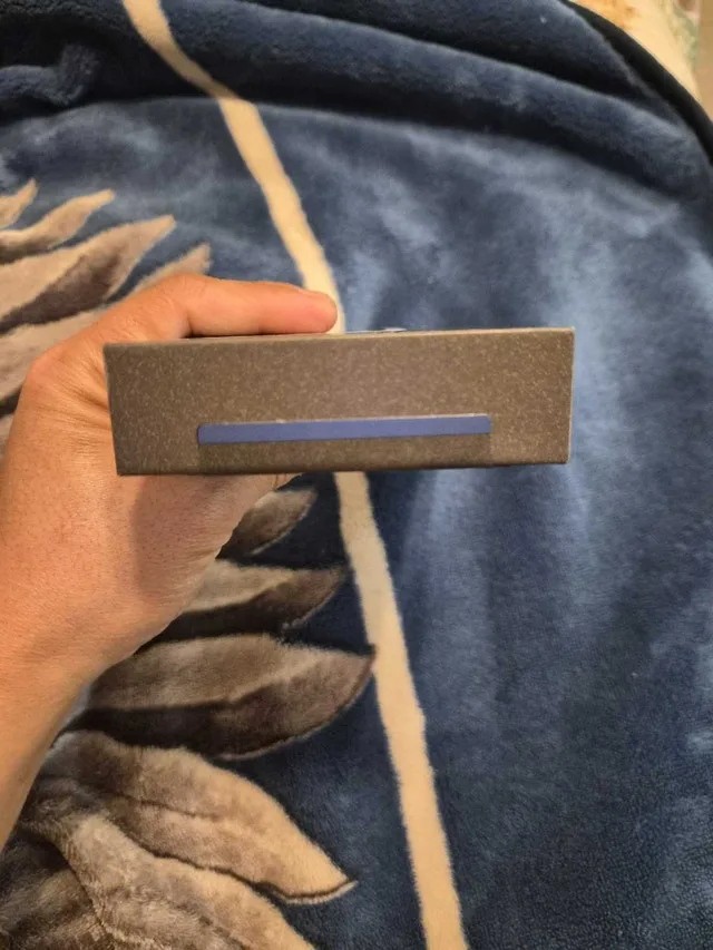 Samsung Galaxy Z Flip7 512GB | BRAND NEW #CLEANOUT image indicator(4)