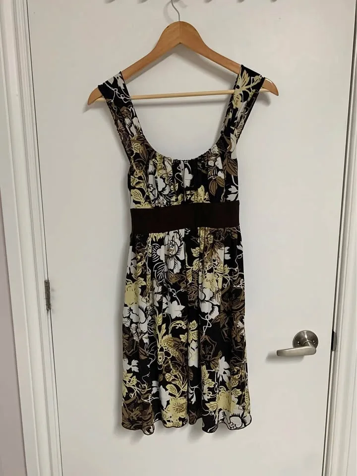 Le Chateau Brown Floral Dress - Size S/Small