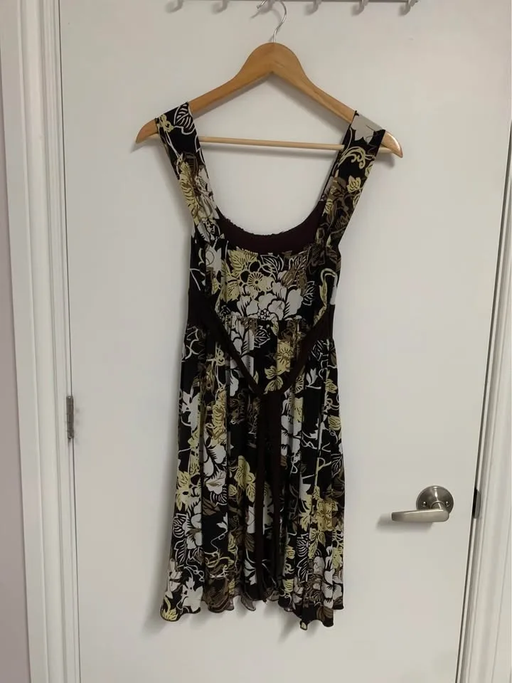 Le Chateau Brown Floral Dress - Size S/Small image indicator(2)