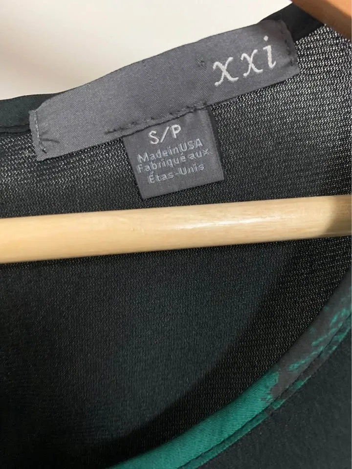 Forever 21 Abstract Dress with pockets - Size S/Small image indicator(3)