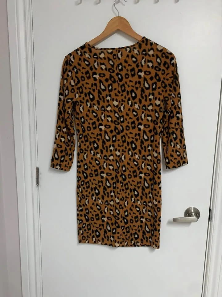 Forever 21 Animal/Leopard Print Dress - Size M/Medium image indicator(2)