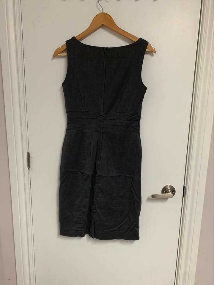 H&M Dress - Size 8 (S/M) - photo 2