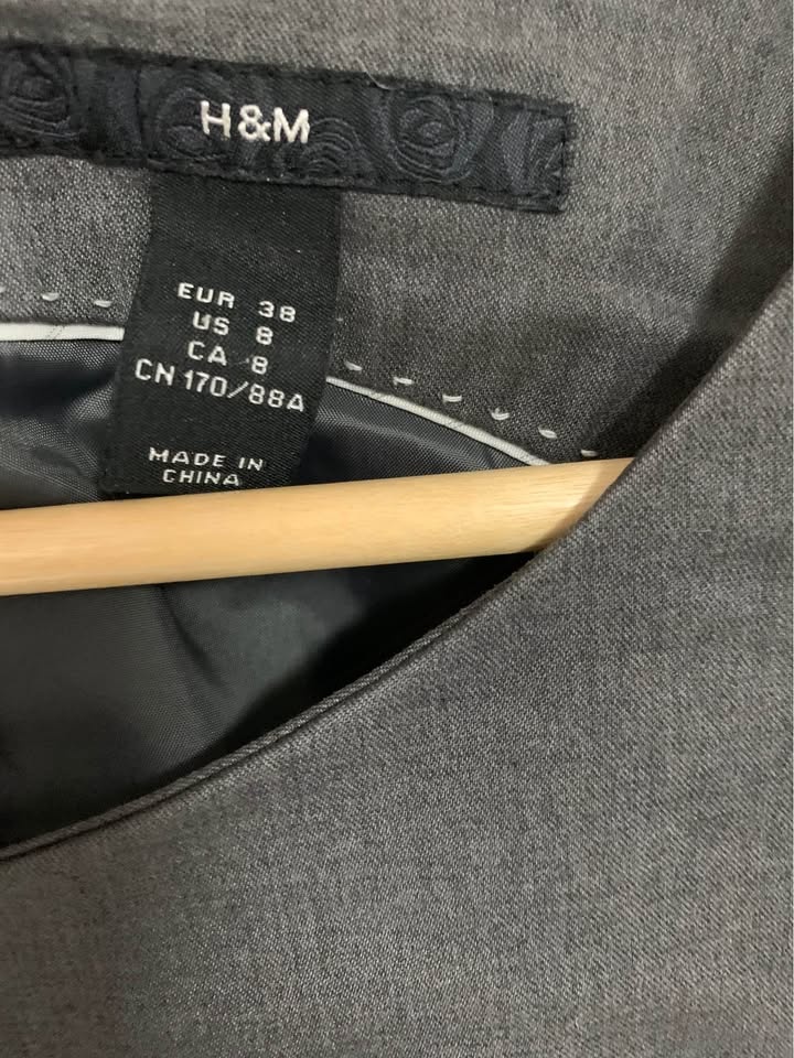 H&M Dress - Size 8 (S/M) - photo 3
