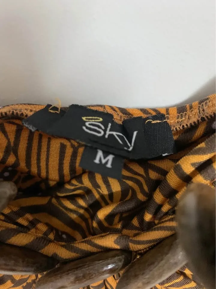 Vacation Dress - Size M/Medium image indicator(3)