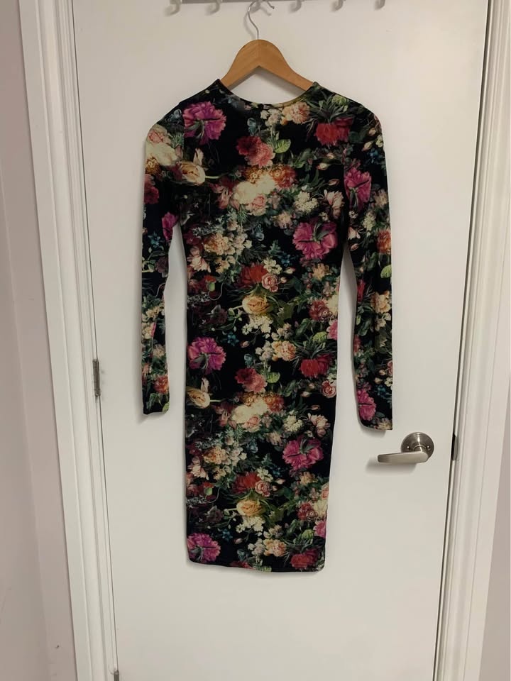 Forever 21 Long Sleeve Floral Dress - Size S/Small - photo 2
