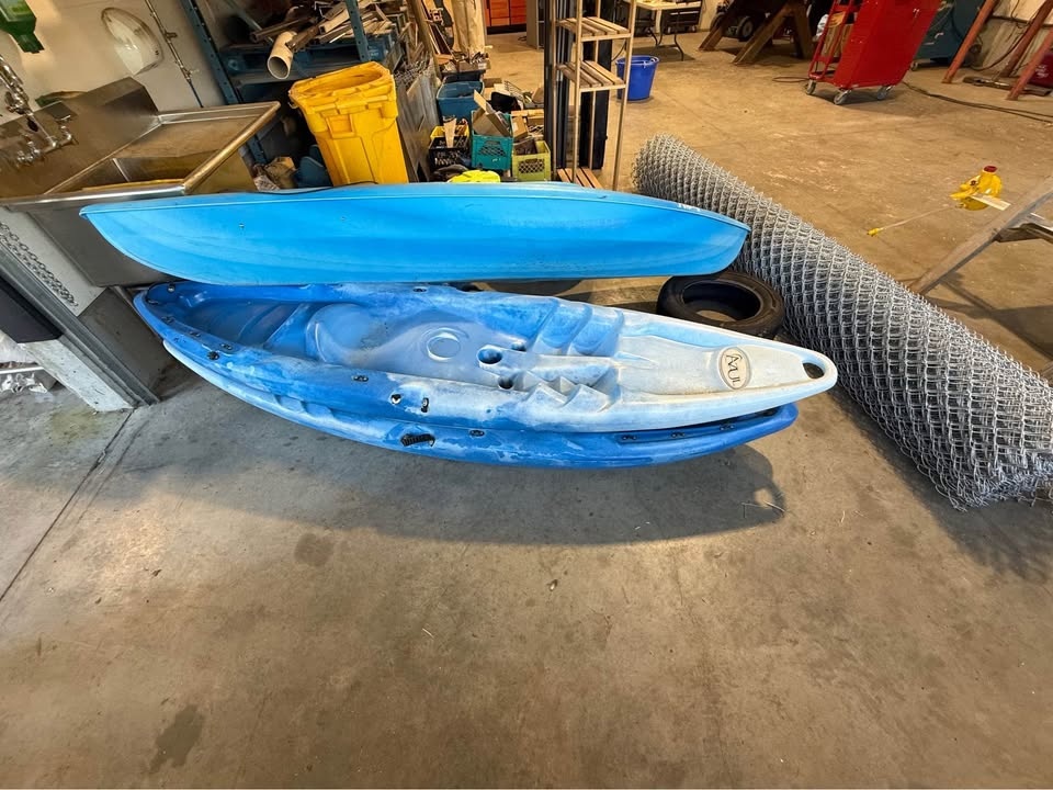 2 kayaks - photo 2