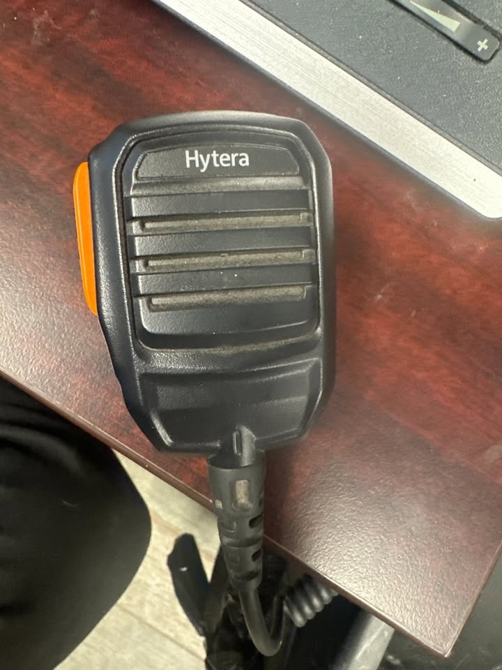 Hytera radio base stations with mic - photo 2