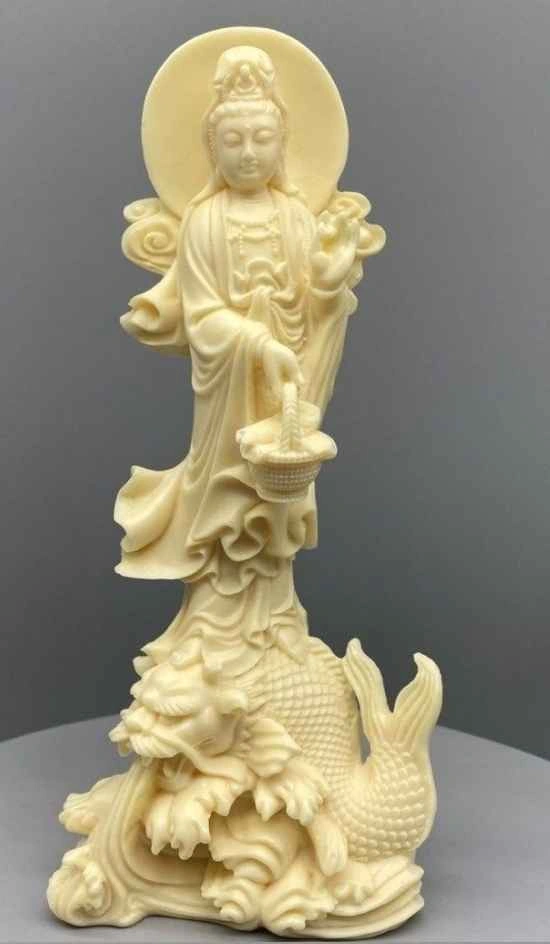 Guanyin hand carved statue - photo 3