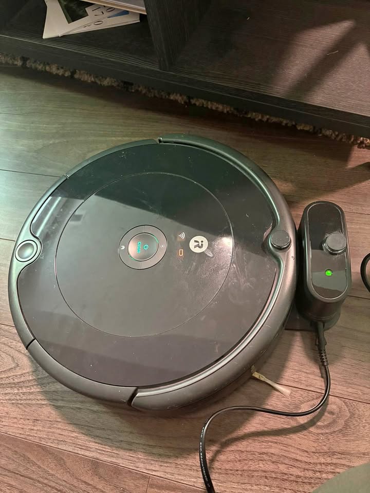 Roomba 692 Robot Vacuum