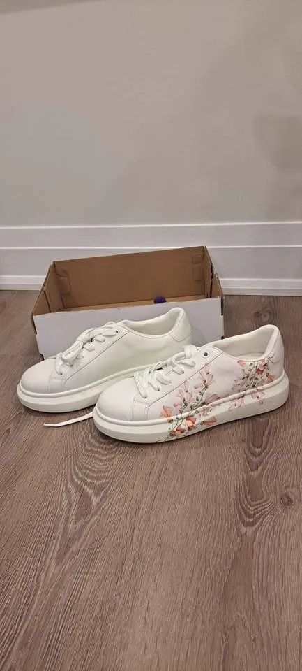 Aldo floral white sneakers image indicator(3)