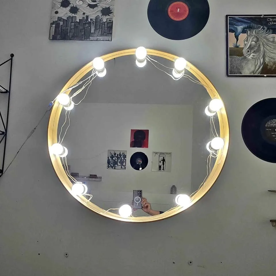 IKEA STOCKHOLM Round Mirror 60 cm + Vanity Lights – Like New