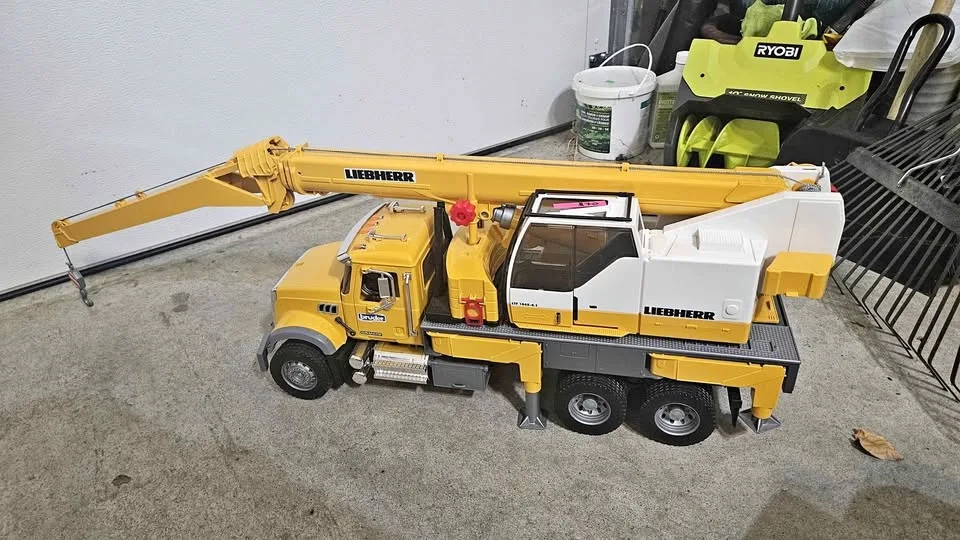 Crane, cement mixer, garbage truck