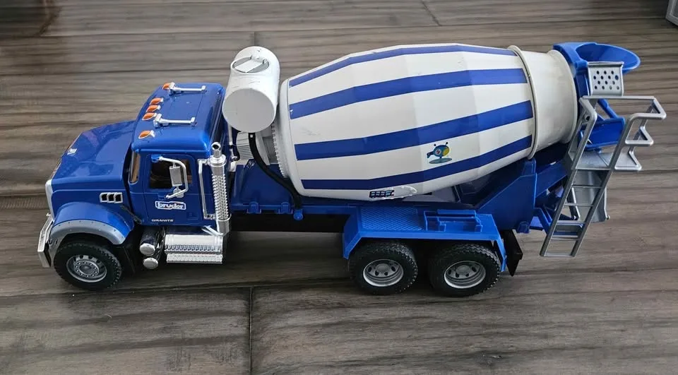 Crane, cement mixer, garbage truck image indicator(3)