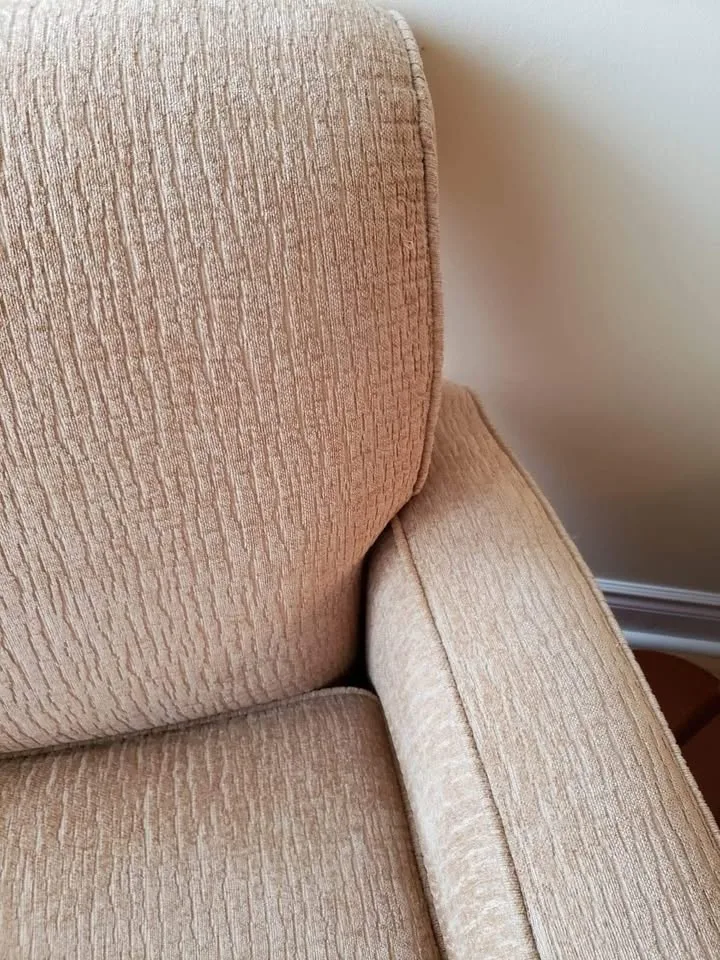 Couch and armchair image indicator(4)