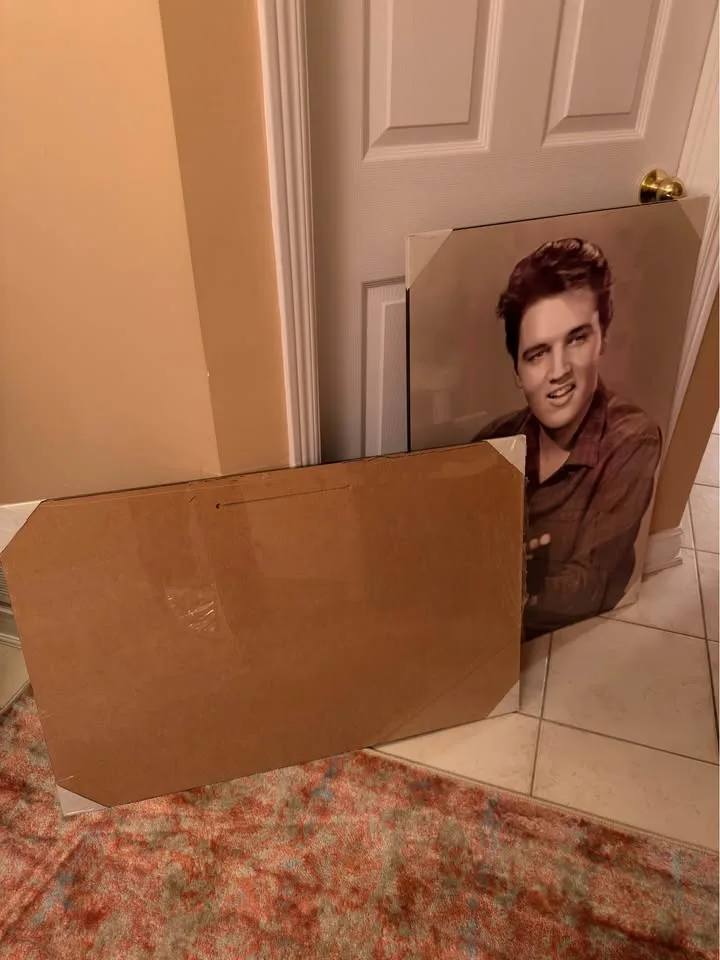 Large Elvis Canvas Print still wrapped image indicator(3)