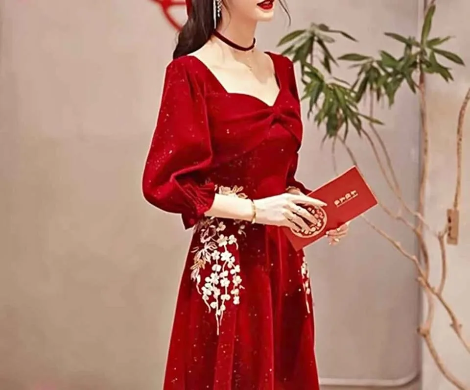 Elegant Red Ceremony Dress