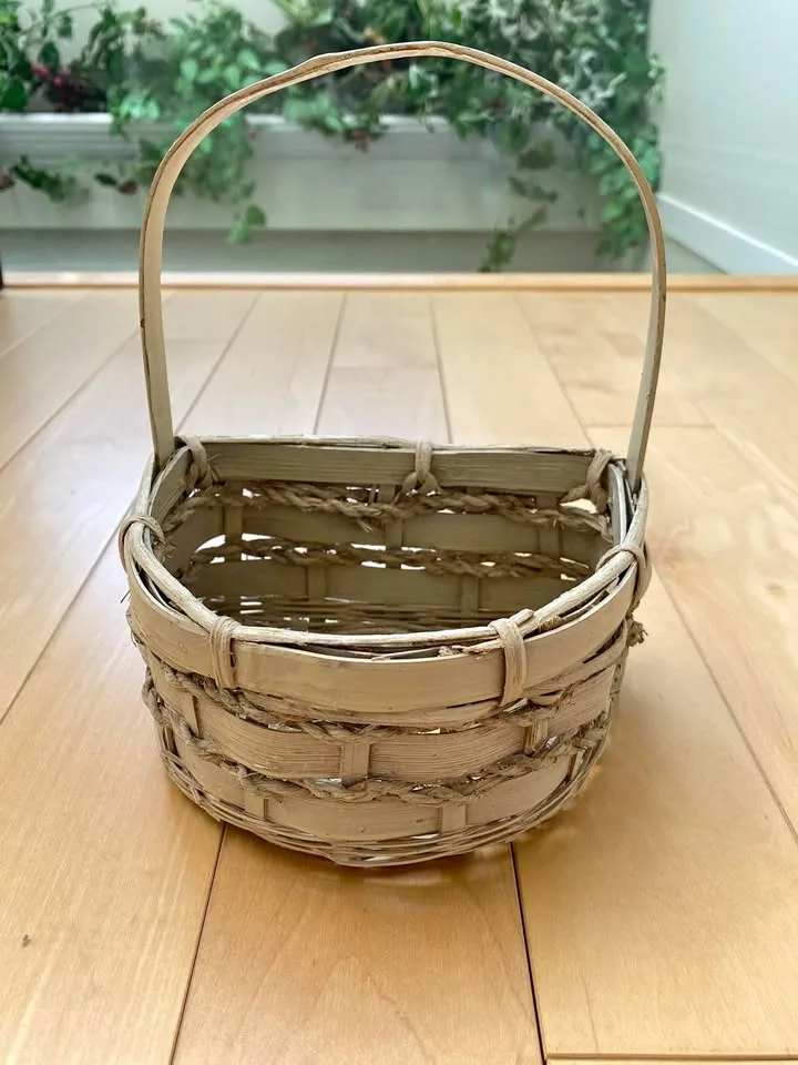 Small Beige Wick Basket - 6” w x 3” h thumbnail