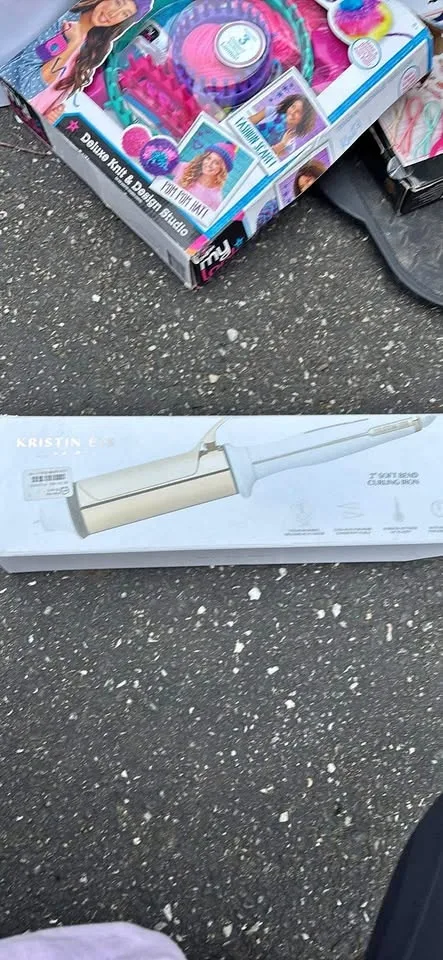 Kristen ess hair- 2 inch soft bend curling iron