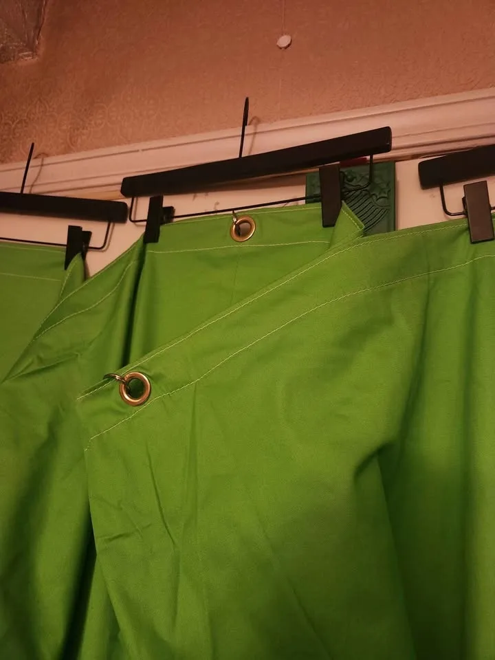 Photography / Media Curtain image indicator(2)