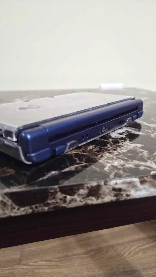 Rare Modded Nintendo New 3DS XL Galaxy - 128gb SD image indicator(3)