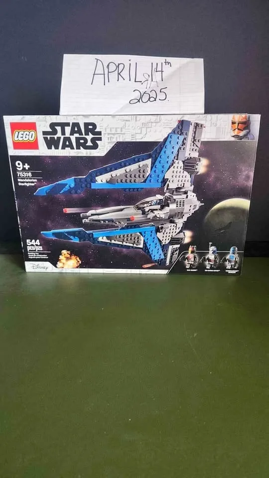 Lego Mandalorian Starfighter 75316