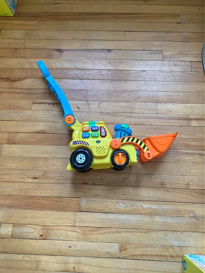 V tech pop a balls push and pull Bulldozer