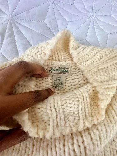 Vintage St. John’s Bay Chunky Cream Mock-Neck Sweater L image indicator(2)