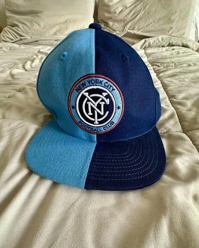 Mitchell & Ness NYCFC Snapback Hat image indicator(3)