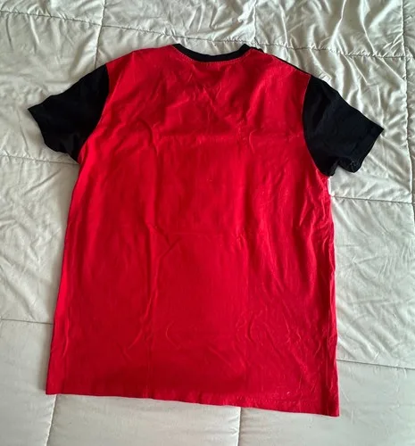 McKenzie Colorblock T-Shirt Black Red White | Size Large image indicator(2)