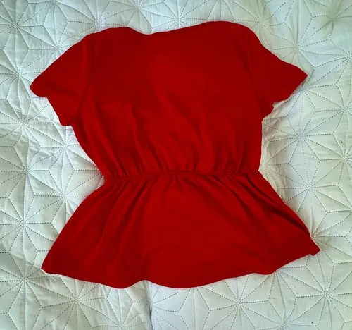 Red Tie-Front Peplum Top – Flirty Date Night Blouse image indicator(2)