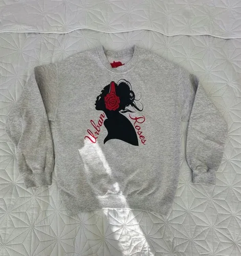 Urban Roses Grey Crewneck Sweatshirt, Size M