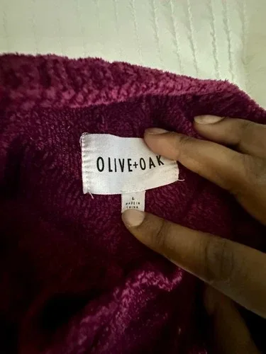 Olive + Oak Cable Knit Sweater L - Berry Mock-Neck image indicator(2)