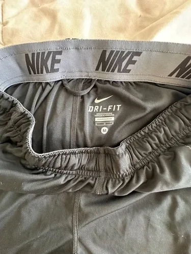 Nike Dri-FIT Athletic Training Shorts Size Medium image indicator(3)