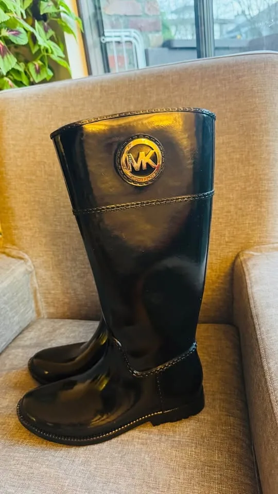 Michael Kors Women's Size 9 Tall Stockard Rain Boots Black image indicator(3)