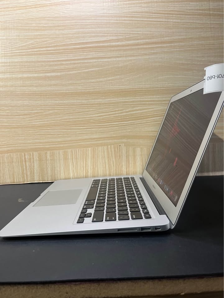 Like New Apple MacBook Air 13" - photo 2