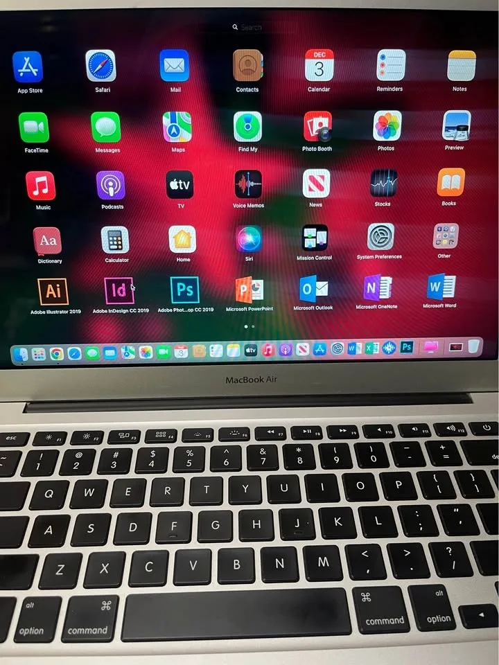 Like New Apple MacBook Air 13" image indicator(6)