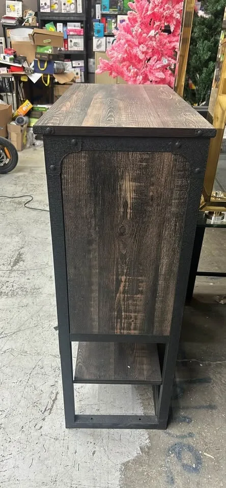 Brand new kitchen cabinet/hutch image indicator(2)